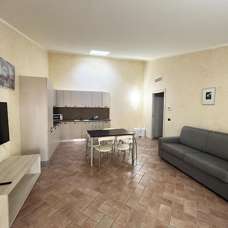 Piamarta Apartments 토스콜라노마데노 객실 사진
